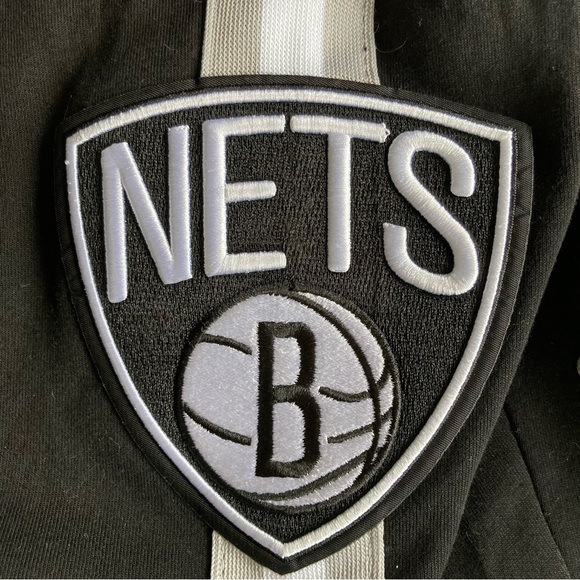 PRO STANDARD BROOKLYN NETS LOGO BLACK MENS SHORTS SZ MED NEVER WORN - Picture 5 of 15